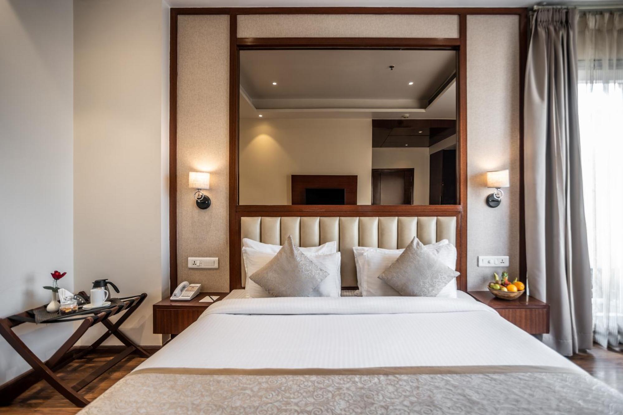 Hotel Amritara Sadka Amritsar Esterno foto